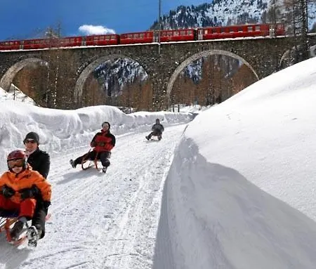 Lägenhet Window On The *