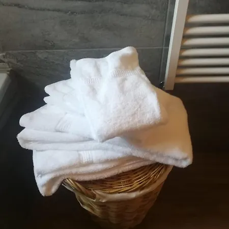 Window On The Lägenhet Poschiavo