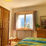 Window On The Apartamento Poschiavo